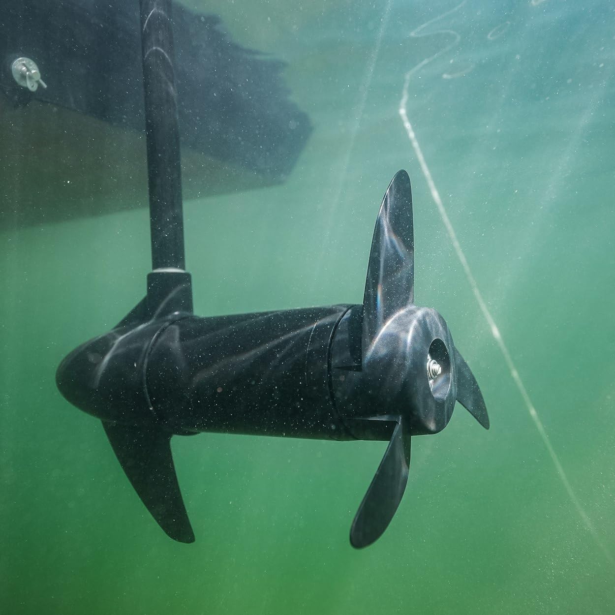 Push-type seawater rear-mounted installed electric trolling motor for fishing, equipped with LED battery indicator light
