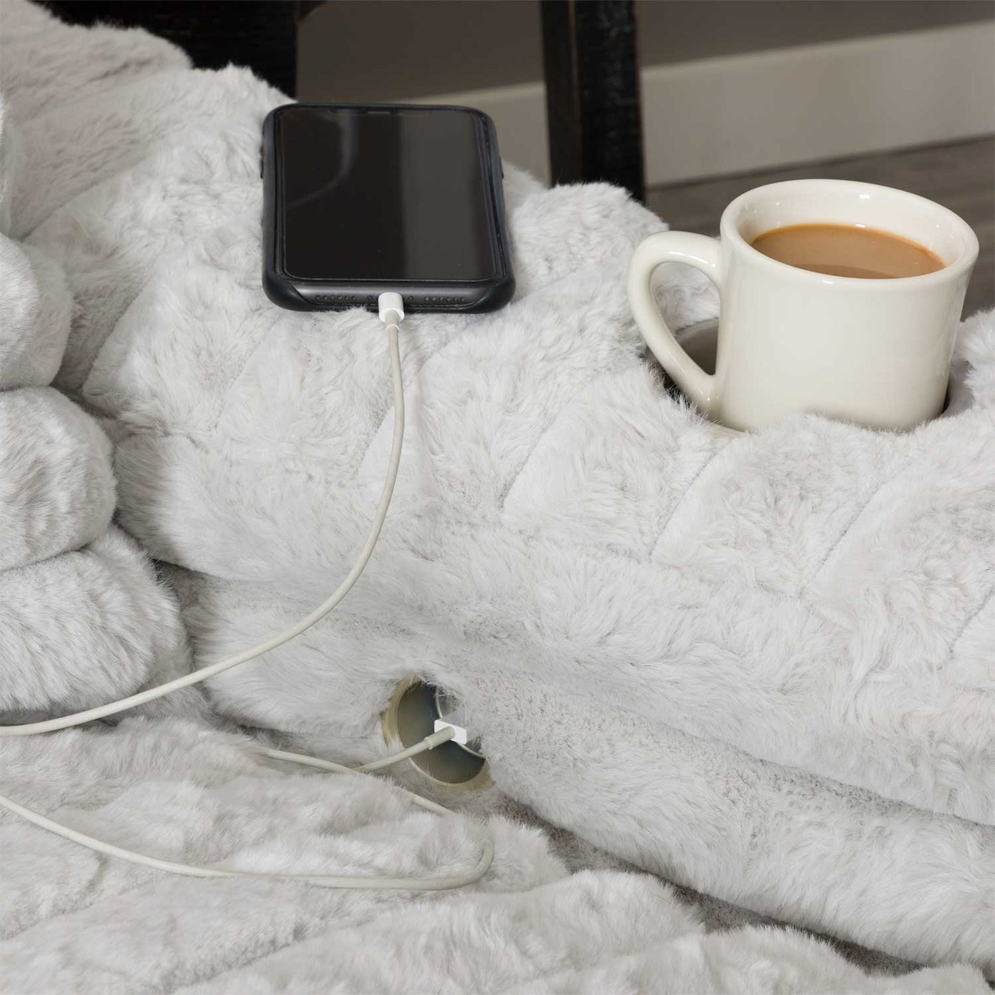 Autumn Sale - Nestle Chaise Lounge With Dual Cupholders And Charging Ports
