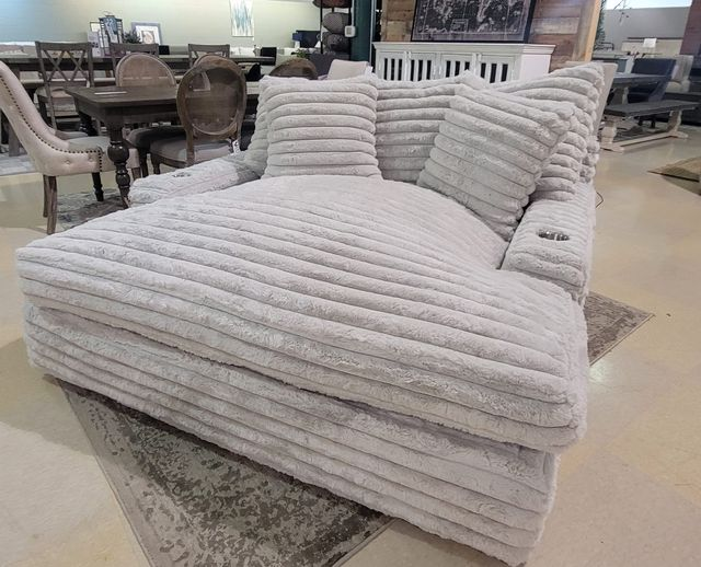 Autumn Sale - Nestle Chaise Lounge With Dual Cupholders And Charging Ports