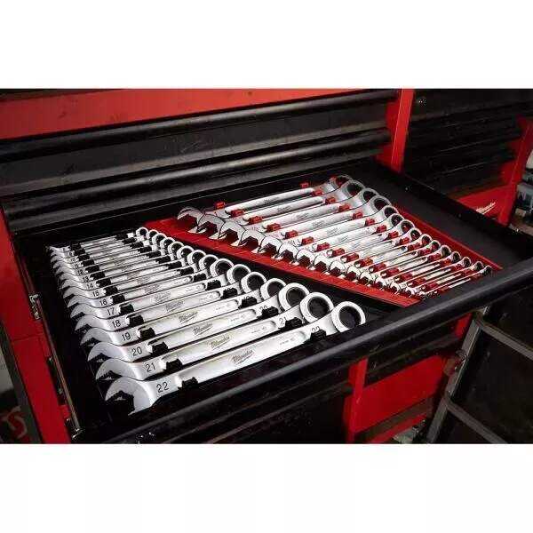 15 IN. PACKOUT BACKPACK WITH SAE COMBINATION RATCHETING WRENCH SET (15-PIECE)